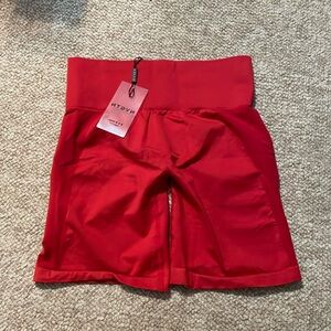 NVGTN Candy Apple Countour 2.0 Seamless Shorts. NWT